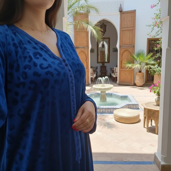 Robe d'hôtesse léopard 💙 – Image 2