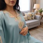 Robe d'hôtesse avec perlage fait à la main ✨️ qualité de tissu premium 🌸