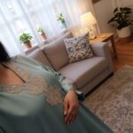 Robe d'hôtesse avec perlage fait à la main ✨️