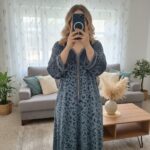 Robe d'hôtesse Velvet  léopard grise 🩶 – Image 3