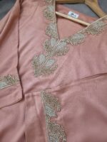 Robe d'hôtesses 🧡 avec perlage fait à la main le tissu Mlifa de haute qualité premium ✨️