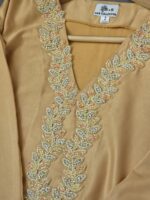 Robe d'hôtesse avec perlage fait à la main ✨️ le tissu Mlifa  qualité premium 🌸 – Image 3