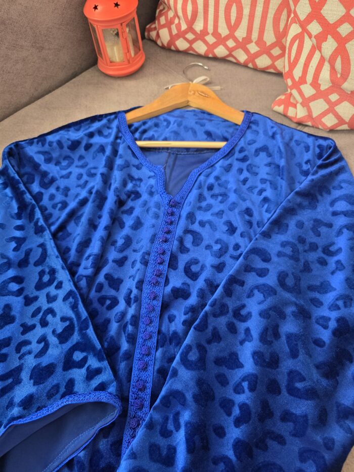 Robe d'hôtesse léopard 💙 – Image 4