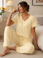 Ensemble Loungewear Jaune Poussin – 2 Pièces Côtelé avec Dentelle – TRESS