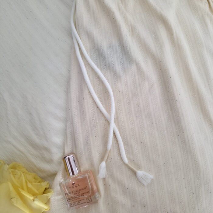 Ensemble Loungewear Jaune Poussin – 2 Pièces Côtelé avec Dentelle – TRESS – Image 5